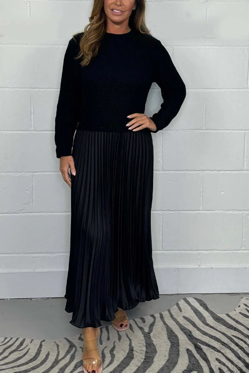 Elegant Pleated Maxi Dress